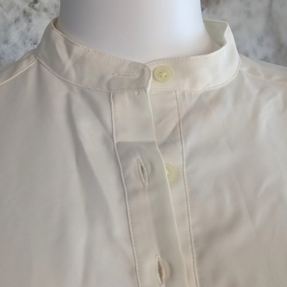 NWT Ann Taylor Pretty Creamy Blouse Made In Philippines Women's Size XS - Picture 4 of 11